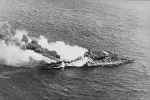 USS_Franklin_(CV-13)_burning_aerial_view.webp