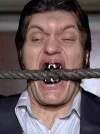 22995