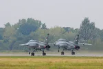 Dvojka J-22 poleće.webp