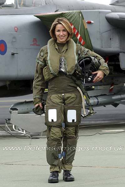 woman_pilot.jpg