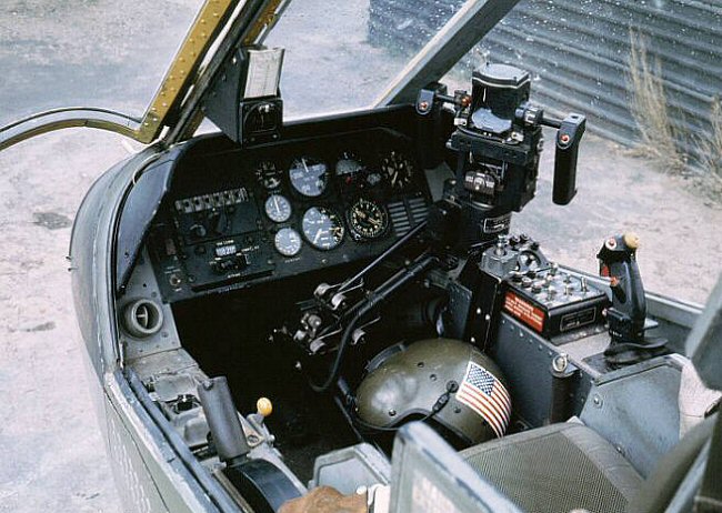 ah-1g_cobra_front.jpg
