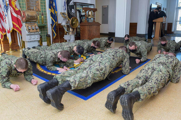 www.military.com