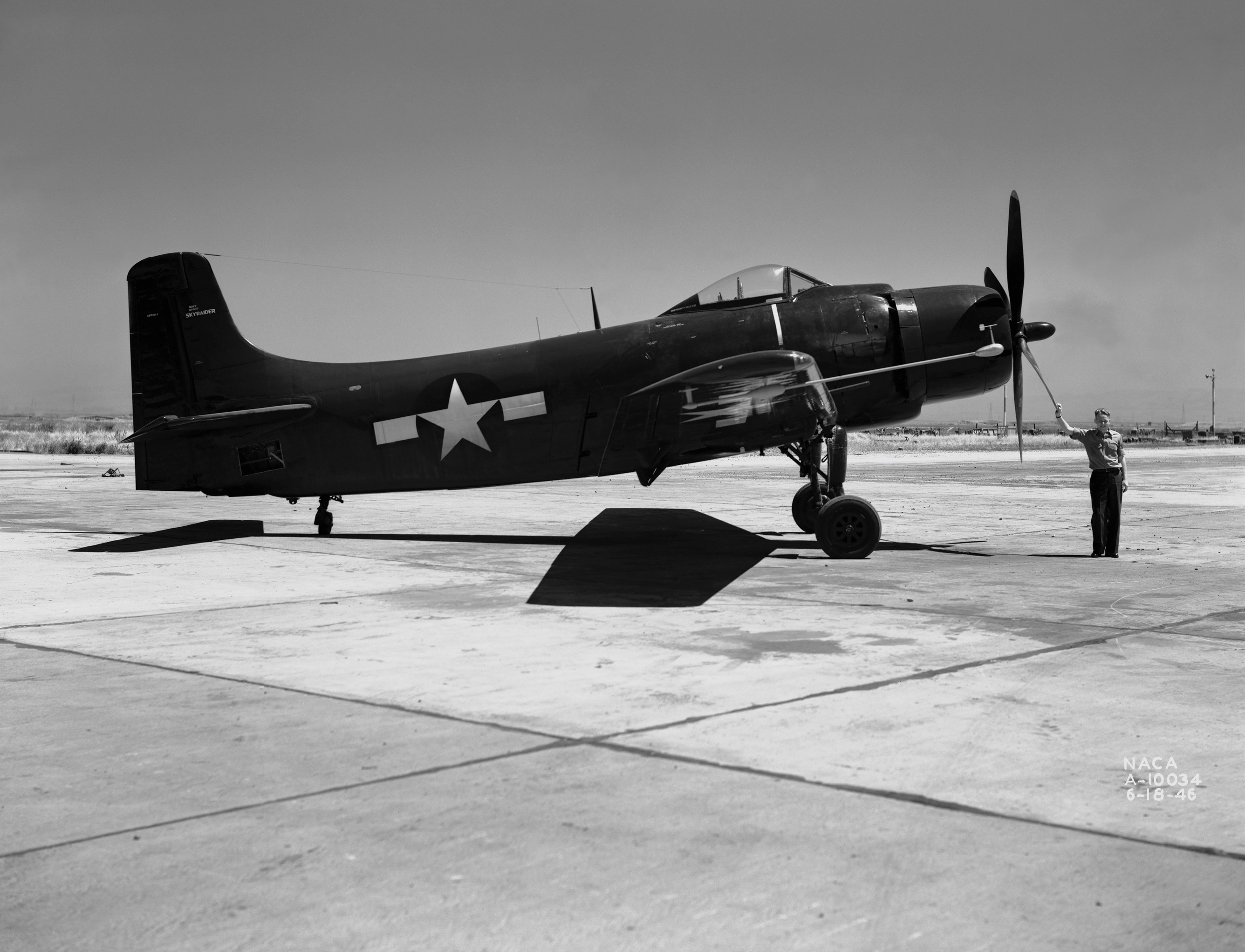 Douglas_XBT2D-1_Skyraider_prototype_NACA.jpg