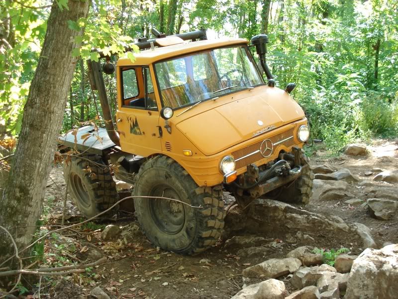 unimog2.jpg