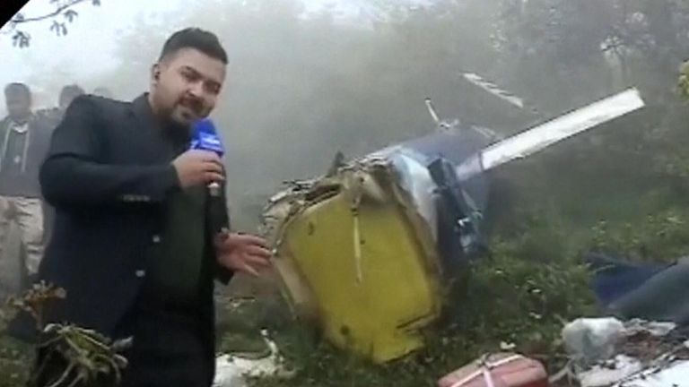 skynews-helicopter-crash-iran_6560563.jpg