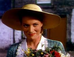 Mary-Kate-Danaher-the-quiet-man-26876087-256-197.jpg