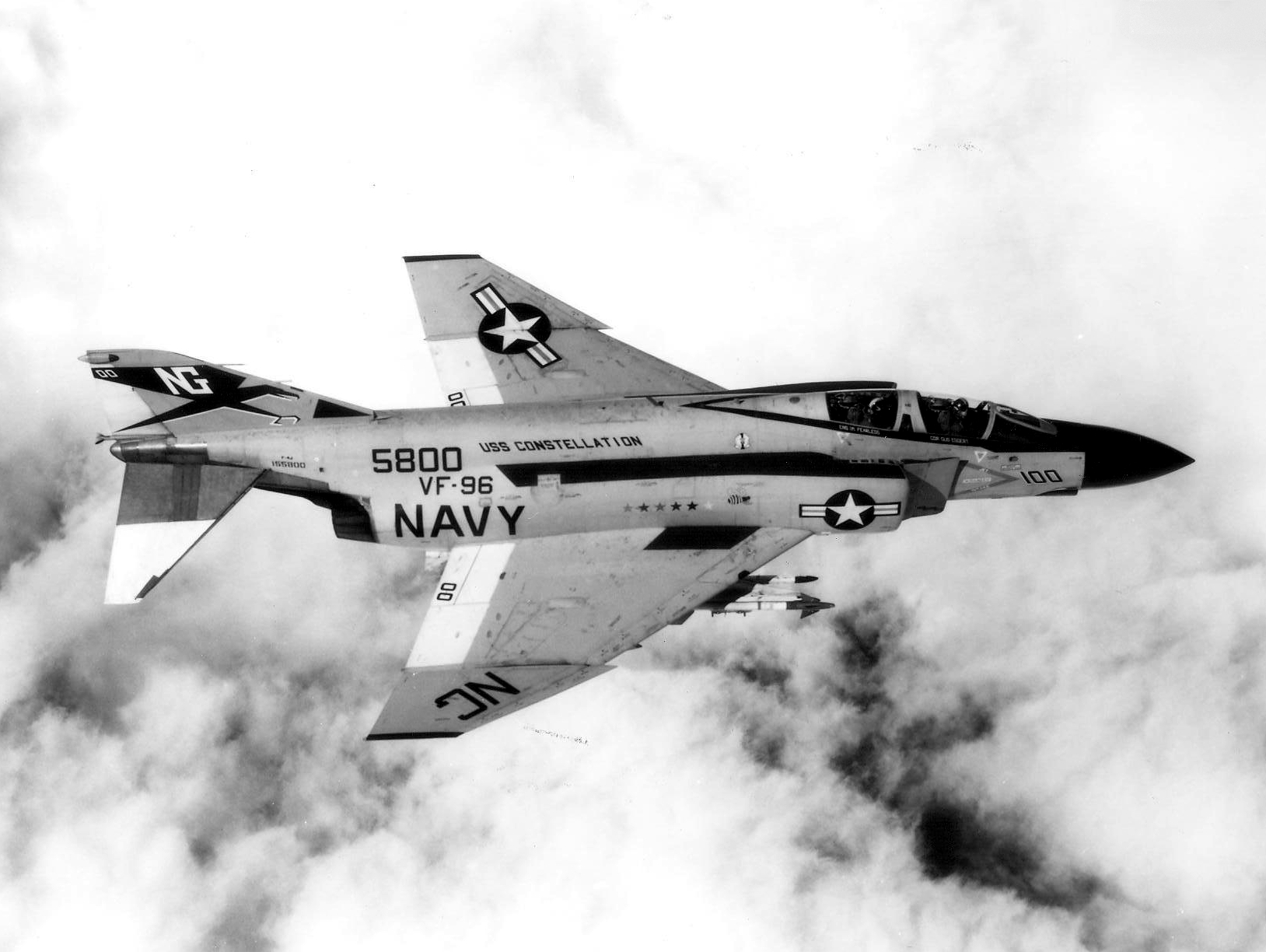 F-4J_VF-96_Showtime_100_in_flight.jpg