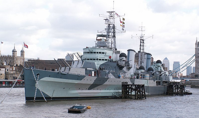 800px-HMS_Belfast_1_db.jpg
