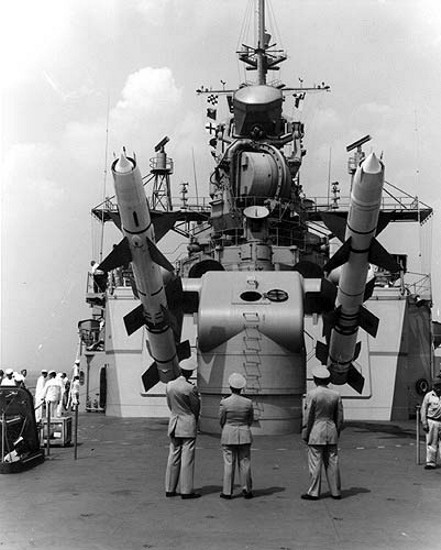 Talos_missile_launcher_on_USS_Long_Beach.jpg