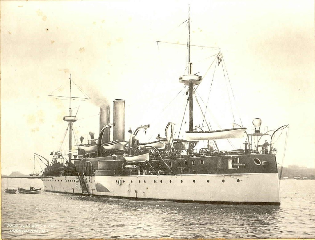 1024px-USS_Maine_ACR-1_in_Havana_harbor_before_explosion_1898.jpg